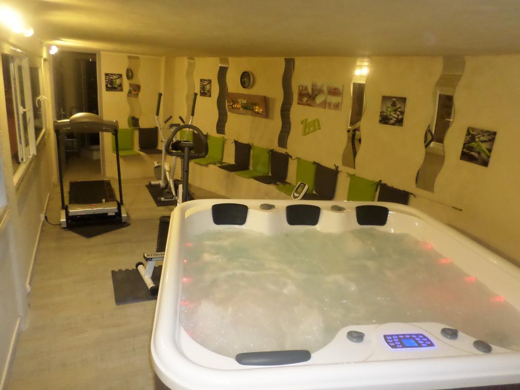 Appart'Hotel Les Tilleuls Saint-Macaire 部屋 写真