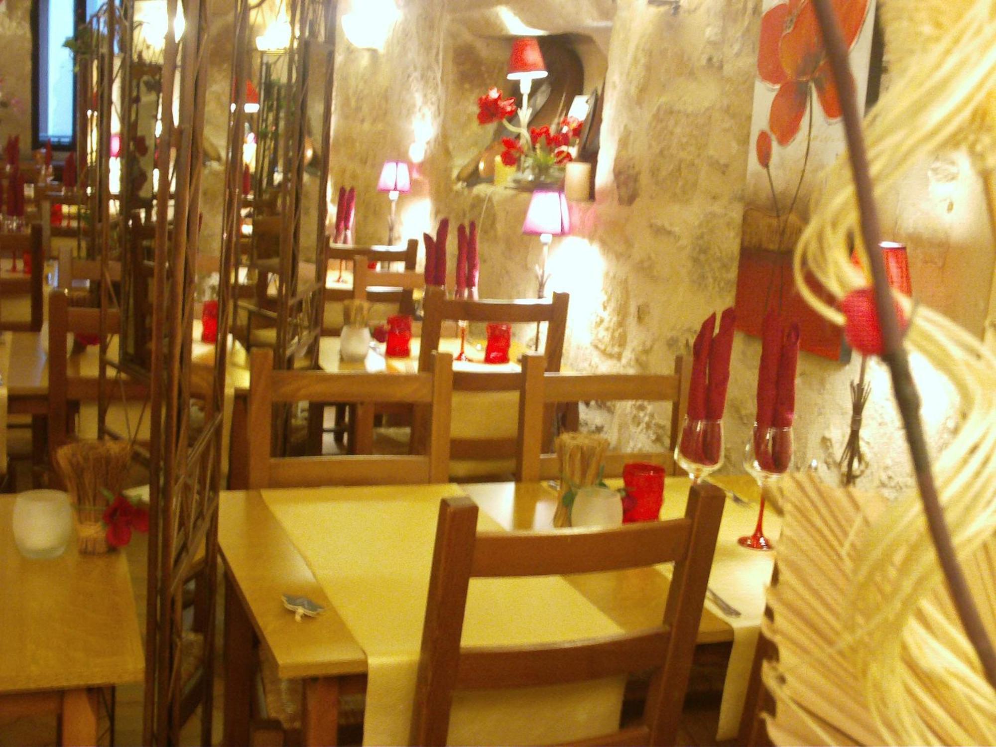 Appart'Hotel Les Tilleuls Saint-Macaire エクステリア 写真