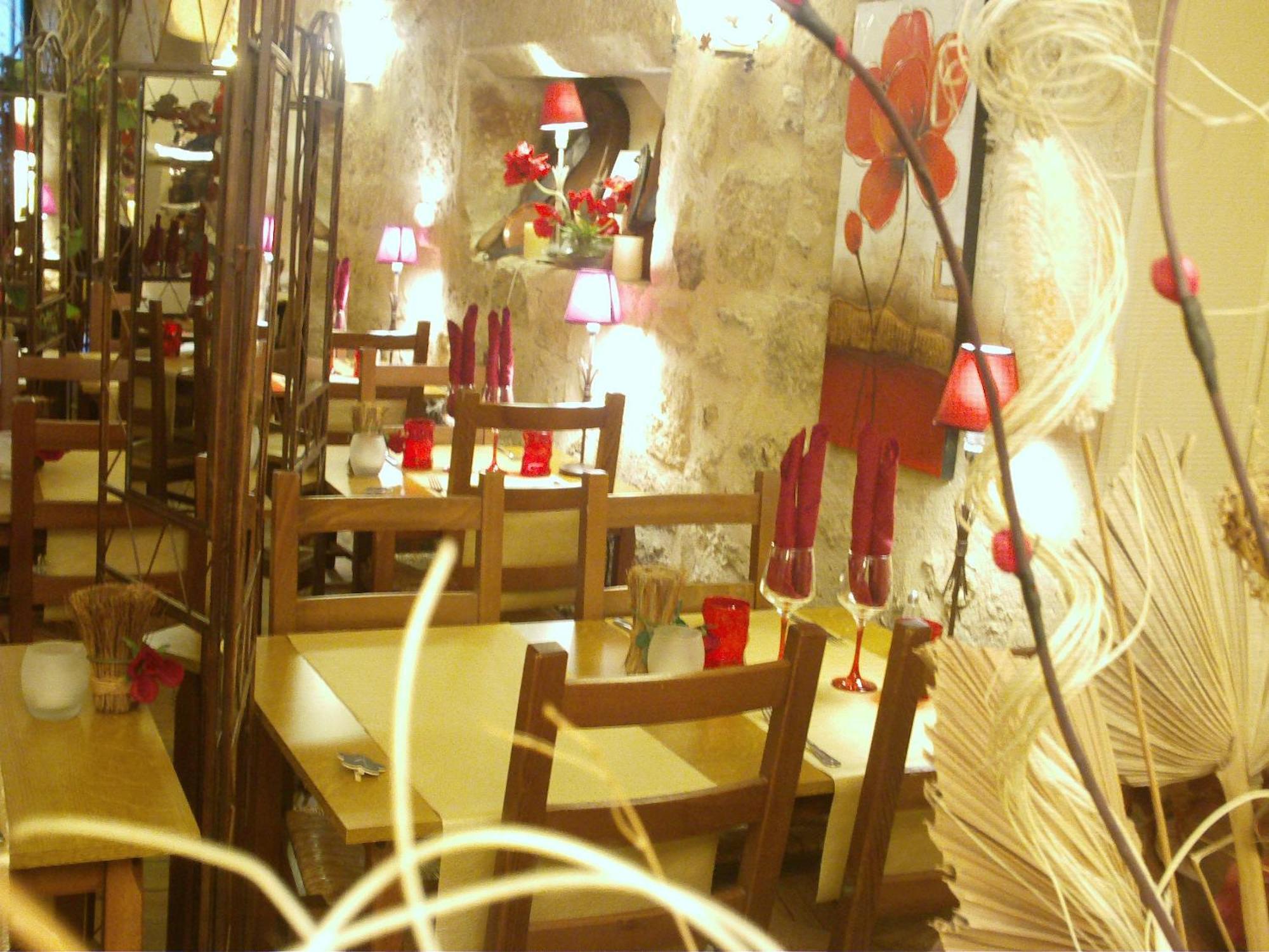 Appart'Hotel Les Tilleuls Saint-Macaire エクステリア 写真