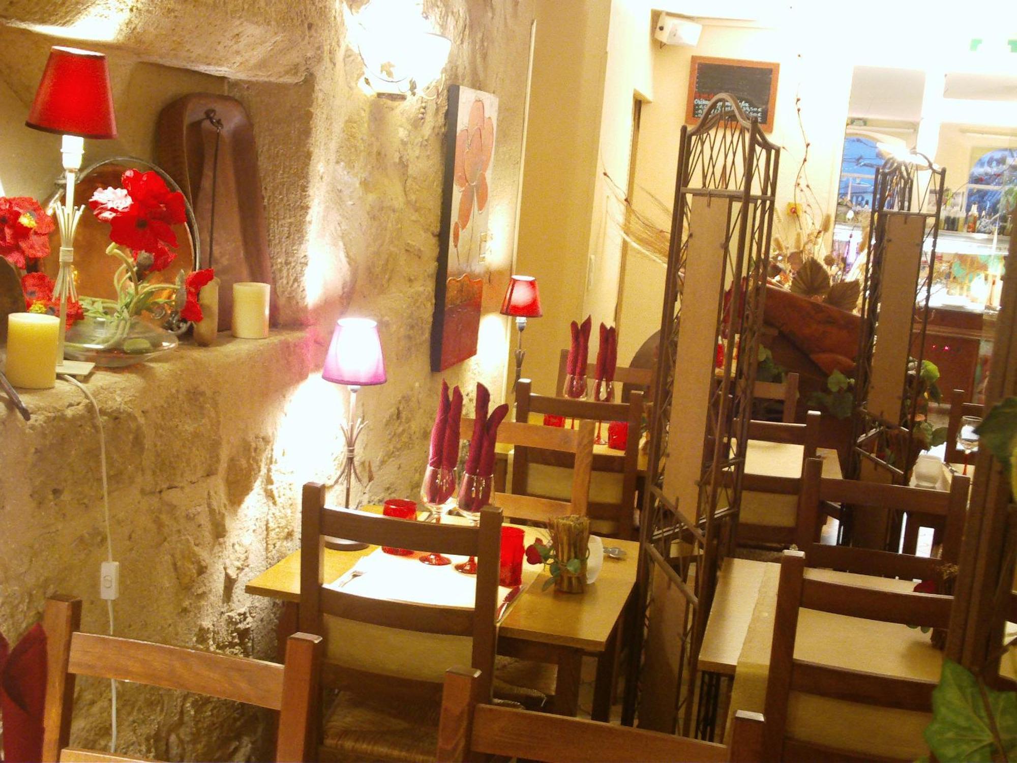 Appart'Hotel Les Tilleuls Saint-Macaire エクステリア 写真