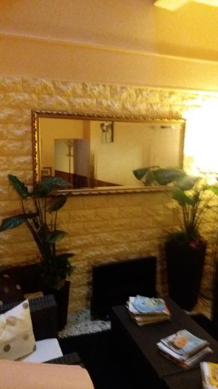 Appart'Hotel Les Tilleuls Saint-Macaire エクステリア 写真