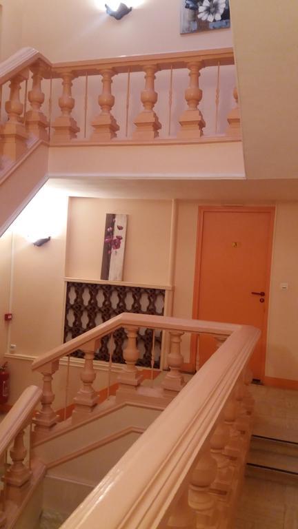 Appart'Hotel Les Tilleuls Saint-Macaire エクステリア 写真